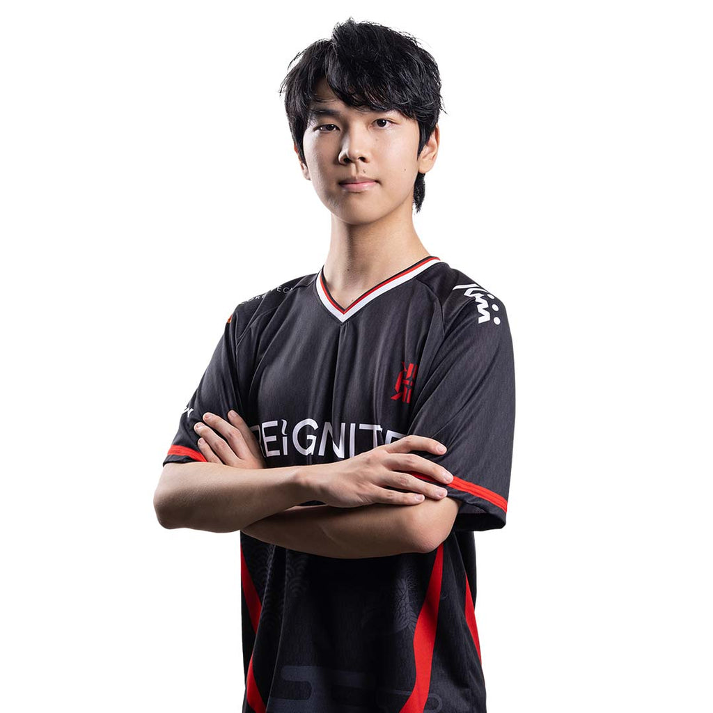 2025 PRO Jersey - 選手レプリカ