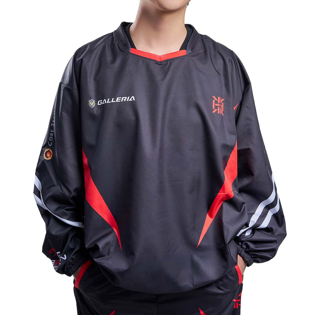 REIGNITE Nylon Pullover