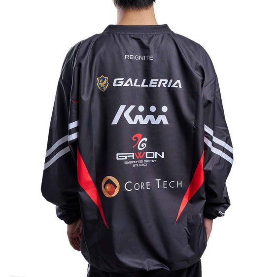 REIGNITE Nylon Pullover